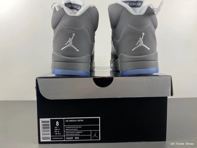 1st Kicks Retro Wolf Air Jordan 136027-005 Grey 5 0816